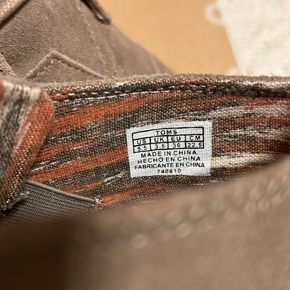 TOMS Desert Wedge Bootie Suede Beige Tan Womens Size 5.5 New In Box NWB - Picture 4 of 4